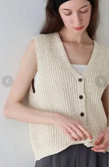 J by blue 제이 바이 블루 V넥 썸머 니트 베스트 (베이지)