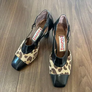 Tressy 레오파드 레오파드 무늬 하이힐 펌프스 22cm