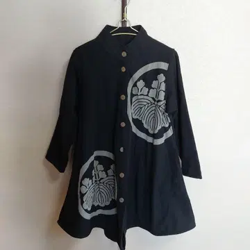 블랙 꽃무늬 프린트 긴팔 셔츠