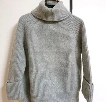 유나이티드 애로우즈 하이넥 그레이 니트