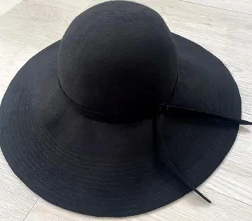 100% 울 블랙 여배우 햇 L 사이즈