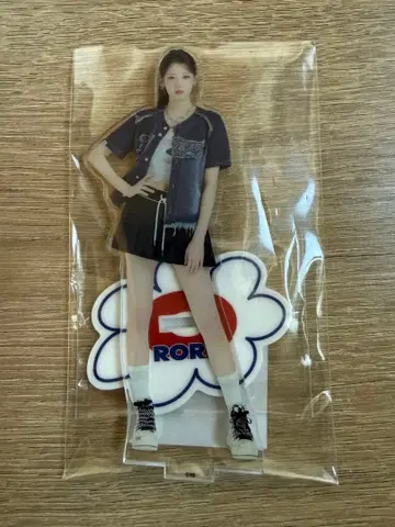 BABYMONSTER 베비몽 아크릴 스탠드 로라