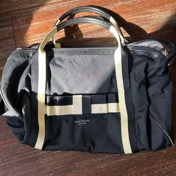 kate spade 블랙 스트라이프 토트백