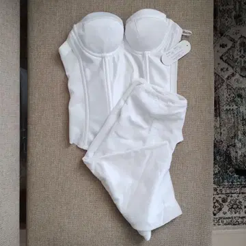 Something Four SA011 A65 화이트 브라이덜 이너