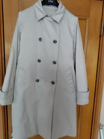 로트레아몽 다운 트렌치 롱 코트 라이트 그레이