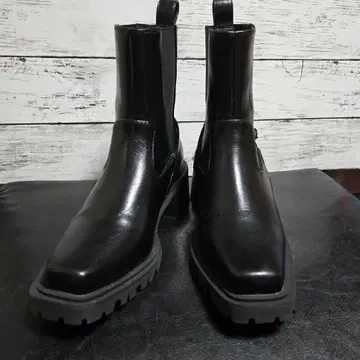 LilyBrown 블랙 사이드 고어 부츠