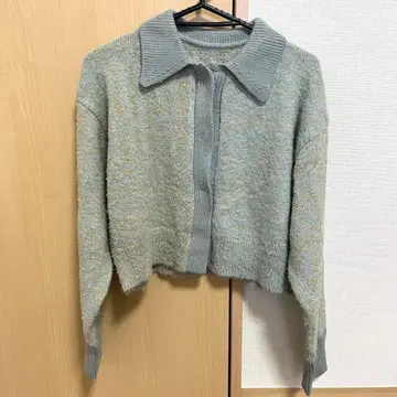 센스 오브 플레이스 카라 부착 니트 민트 그린