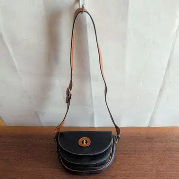 Testoni 블랙 가죽 숄더백