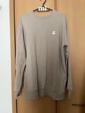 GYDA 맨투맨 상의