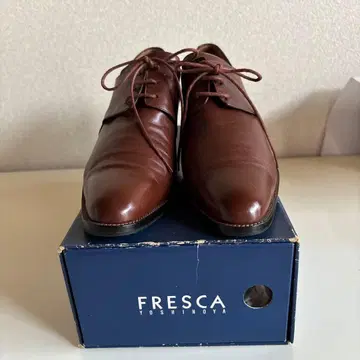 FRESCA 브라운 레이스업 슈즈
