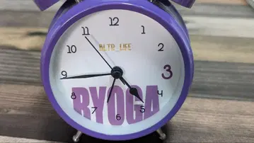 보라색 RYOGA 알람 시계 ULTR LIFE