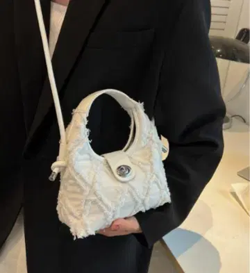 데님 화이트 아웃스티치 숄더백 핸드백