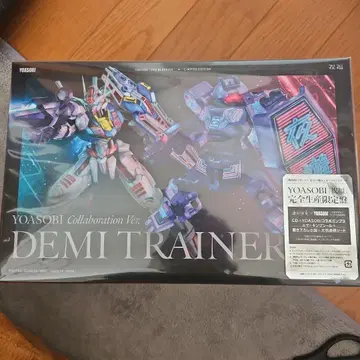 YOASOBI 콜라보레이션 버전 DEMI TRAINER 완전 생산 한정판
