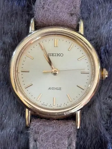 SEIKO AVENUE 손목시계