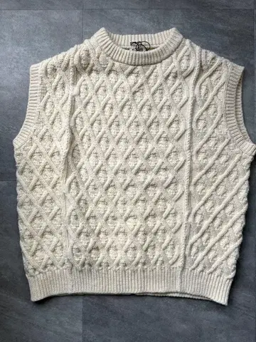 [새상품] AURALEE 아란 니트 베스트 아이보리