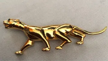 새상품급! 니나리치 브로치 팬서 골드 컬러