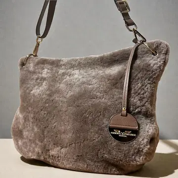 겨울 스테디셀러 오로라 스테이지 퍼 백 원숄더 2way A4 가능