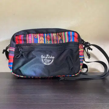 티티카카 클리어 포켓 세퍼레이트 숄더백