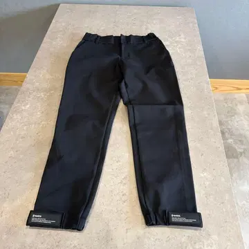 8 YARDS 블랙 골프 팬츠 M