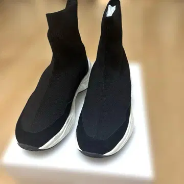 르 탈론 KNIT SNEAKERS 부츠 L 사이즈 블랙 스트레치 블랙