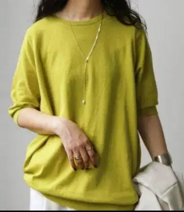 라임 그린 루즈핏 반팔 상의