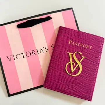 미사용 새상품 Victoria's Secret 여권 케이스 와인 레드