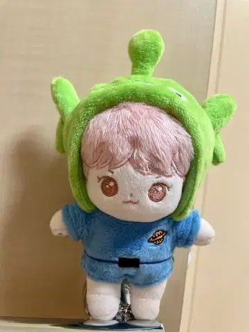 에이리언 모자 봉제 인형