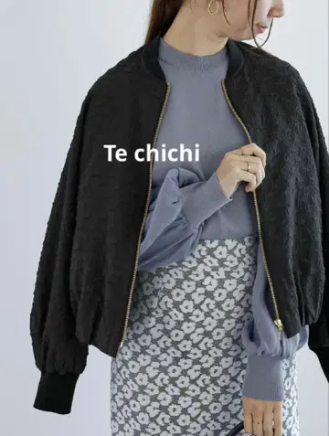 Te chichi 후쿠레 엠보싱 자카드 블루종