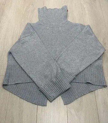 울 혼방 오프 터틀넥 니트