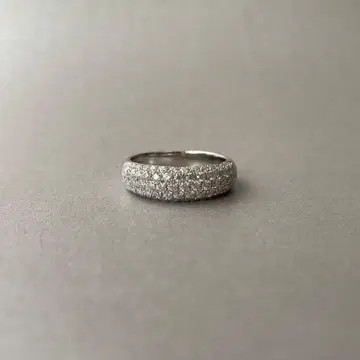 모이사나이트 파베 하프 이터니티