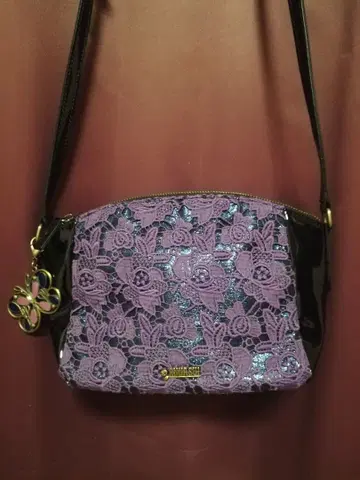 새상품급 안나수이 숄더백 레이스 도리 퍼플