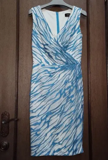 타다시 쇼지 슬리브리스 원피스