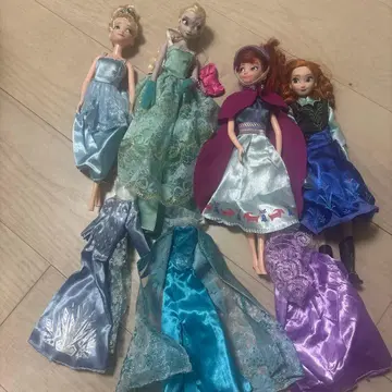 안나와 눈의 여왕 인형 세트 4체