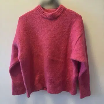 Mila Owen 핑크 크루넥 알파카 니트 긴팔