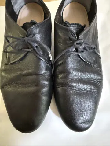 츠모리치사토 블랙 가죽 로퍼