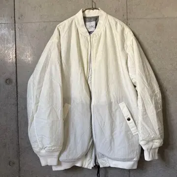 Julier 화이트 MA-1 자켓