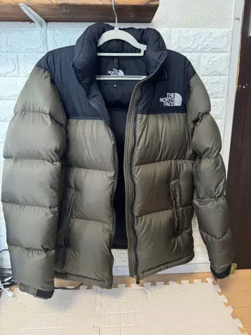 THE NORTH FACE 눕시 다운 자켓 카키 ND91841