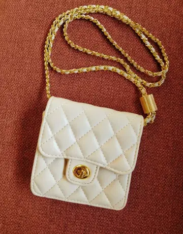 미사용 퀼팅 골드 체인 미니백 숄더백 익명 배송