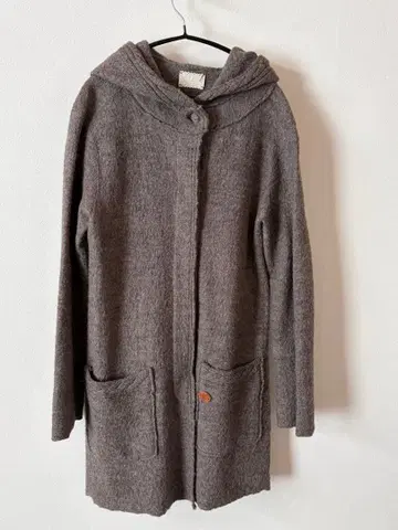 스크런치 드 마망 후드 울 코트