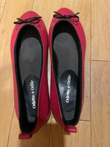 오데트 에 오딜 플랫슈즈 L 빨간색