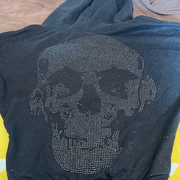 스컬 돌먼 후드티