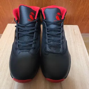 새상품 하이컷 스니커즈 29cm 남성용 블랙