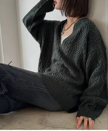 PAGEBOY 케이블 V넥 풀오버 그린