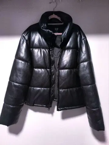 GAP 블랙 다운 자켓 M