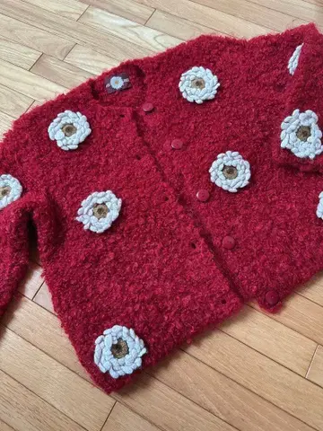 핑크하우스 꽃 모티브 빨간색 니트 가디건