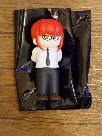 지롤리 피규어 마키마