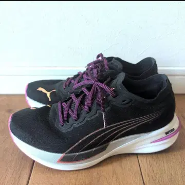 PUMA 23.5cm Deviate Nitro 신발 밑창 얼룩 있음
