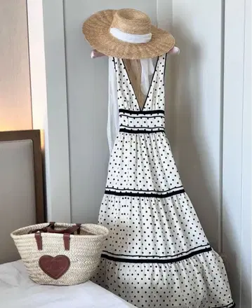 트리트 유어셀프 Treat Urself 도트 원피스