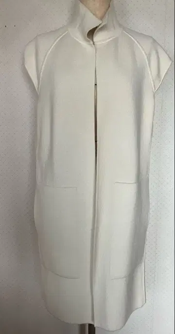 아크리스 리버서블 니트 베스트