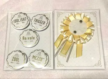 아이나나 10th Anniversary Album 로고 캔뱃지 로제트